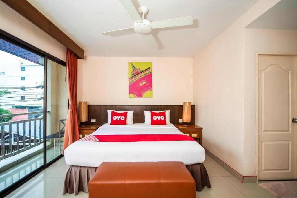 Oyo 343 Wanna Marine Hotel Patong Exterior foto