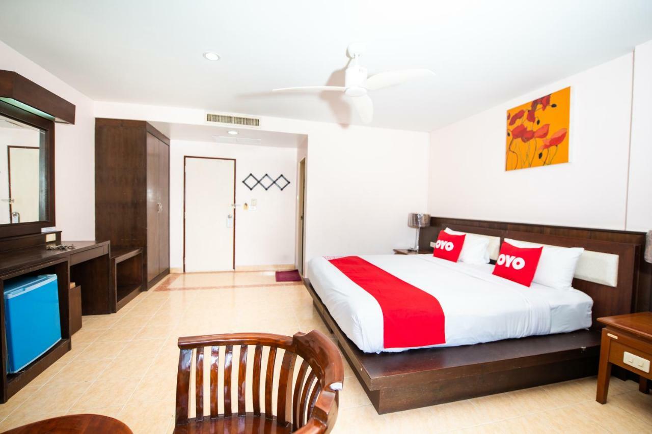 Oyo 343 Wanna Marine Hotel Patong Exterior foto